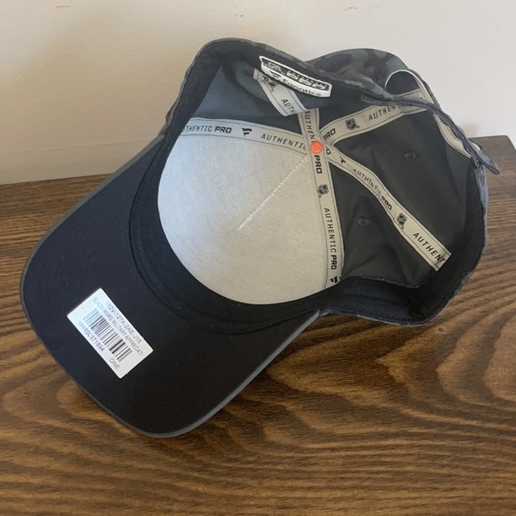 NHL Chicago Blackhawks Military Appreciation Hat Cap LIKE NEW - Picture 6 of 8